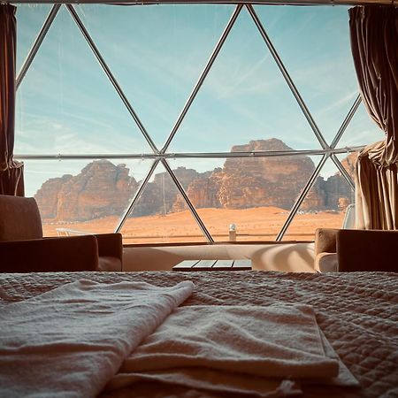 Rum Royal Flower Luxury Camp Wadi Rum Eksteriør bilde
