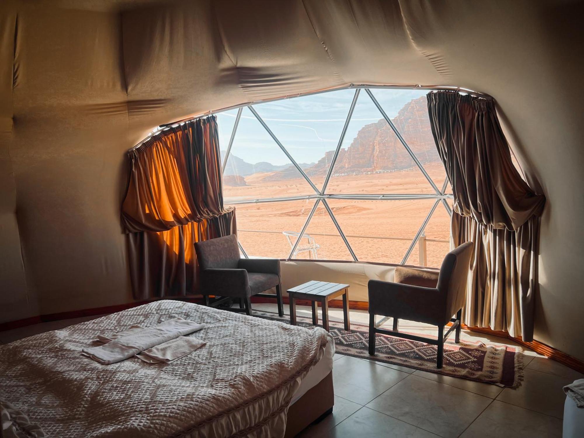 Rum Royal Flower Luxury Camp Wadi Rum Eksteriør bilde