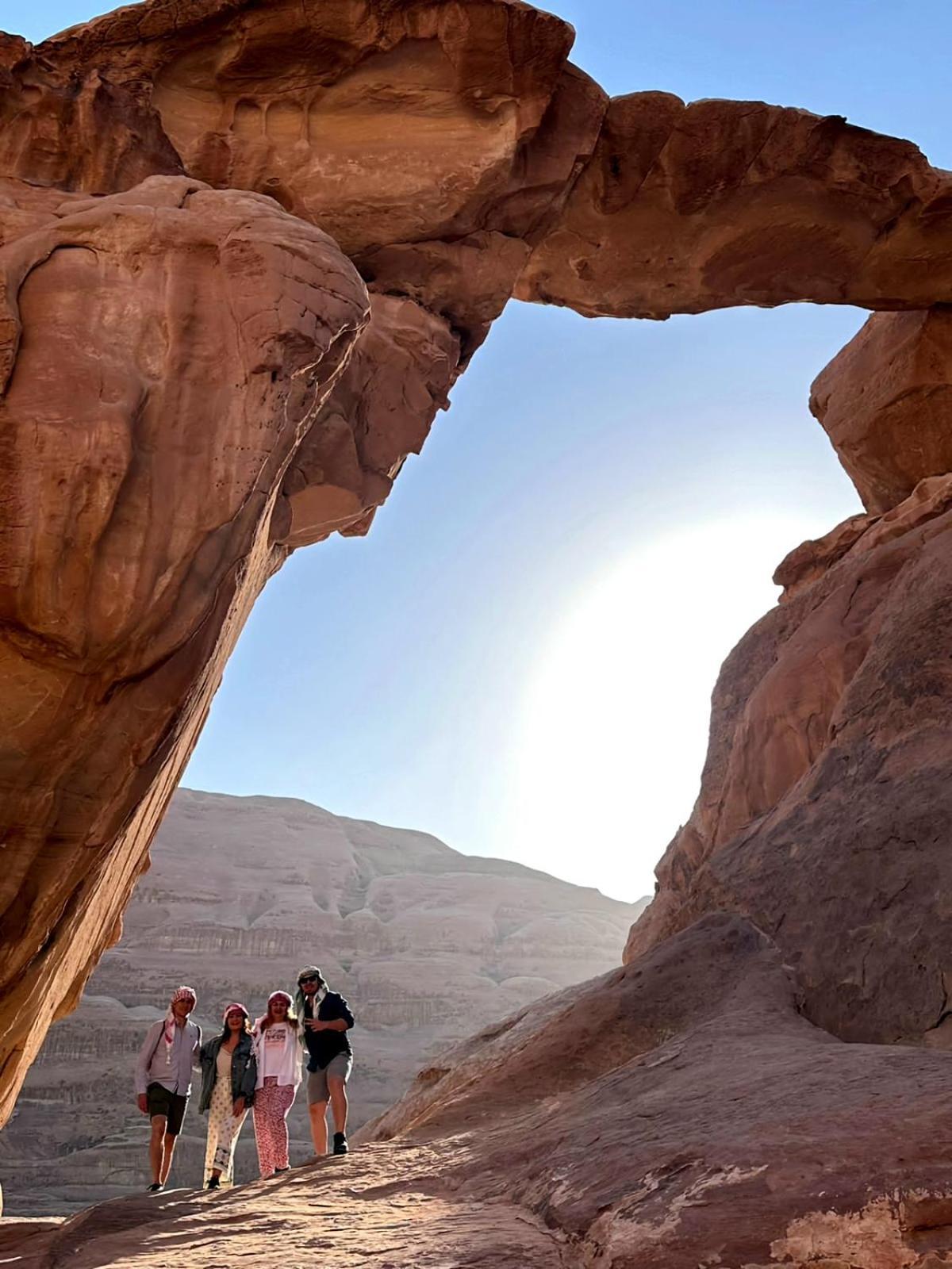 Rum Royal Flower Luxury Camp Wadi Rum Eksteriør bilde